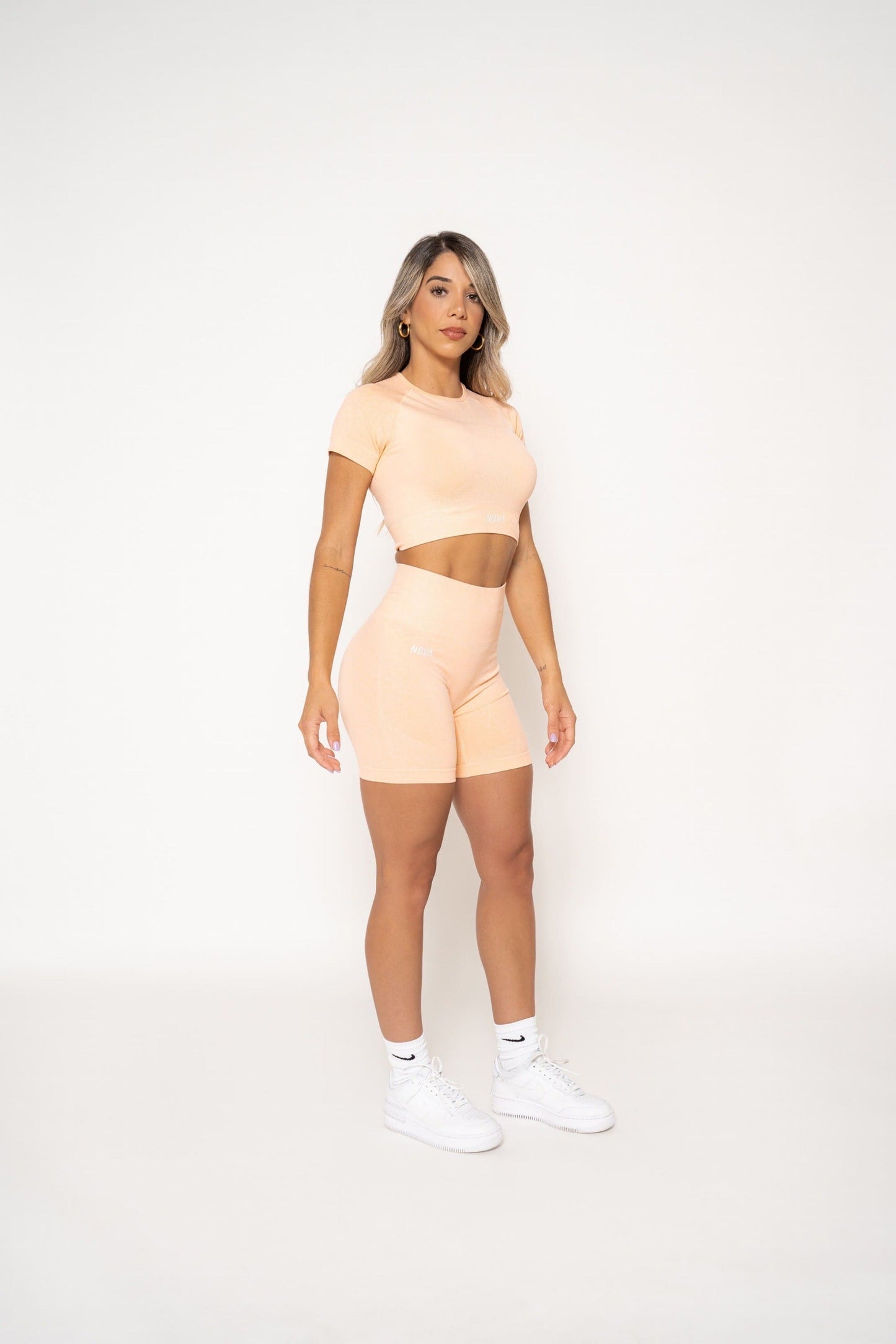 MIA ORANGE HIGH-WAISTED SHORTS